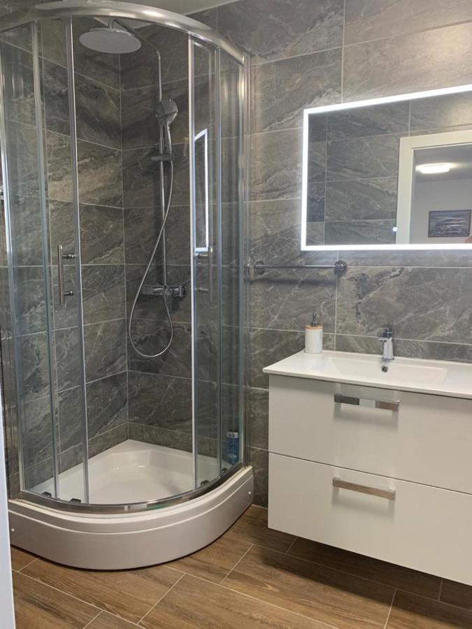 Apartmani Albatros Perusic Екстер'єр фото
